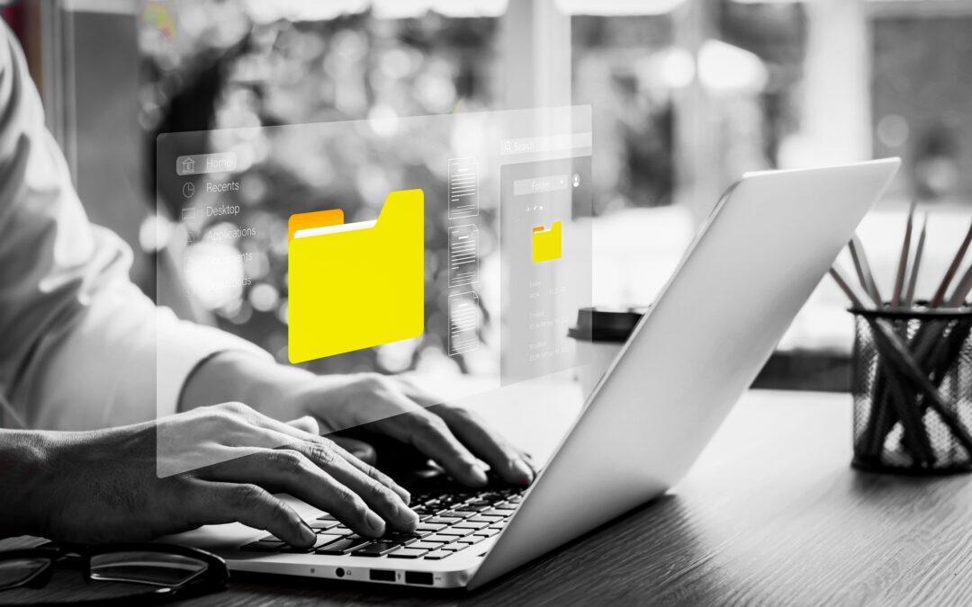 Documenten organiseren op een laptop